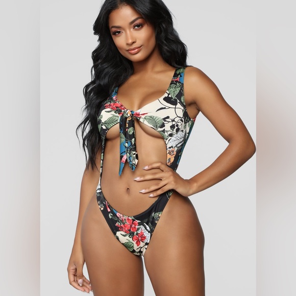 (A55) Fashion Nova Vacation Vixen Swimsuit, Black/Combo, Size 2X, NWT - Picture 2 of 5